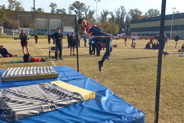 Juegos Bonaerenses, se disputó la Etapa Local de Atletismo para la categoría Sub 16
