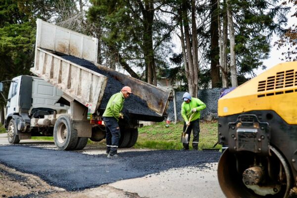 El Municipio realizó nuevos trabajos de bacheo en Del Viso