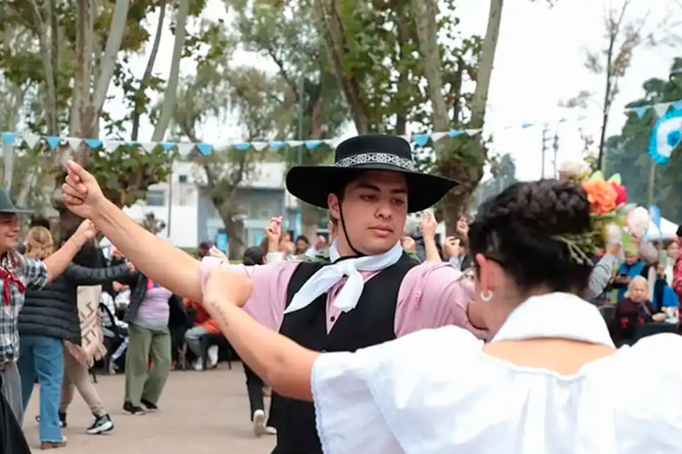 Todo listo para la celebración del 25 de Mayo en Del Viso