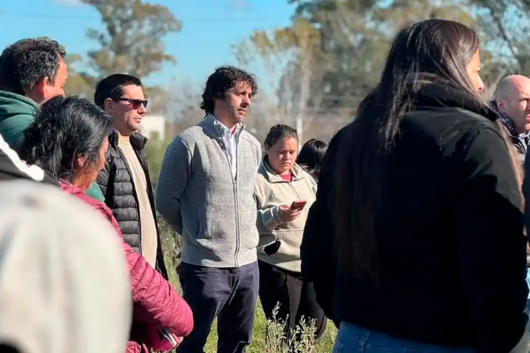 Tras gestiones del Municipio y la Defensoría de Pilar, Edenor dará luz a 133 familias