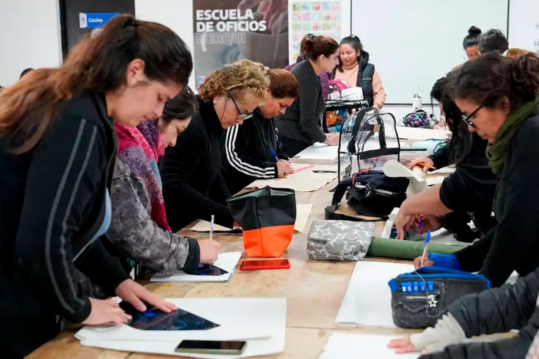 El Centro Municipal de Formación Profesional abre cursos bimestrales de capacitación