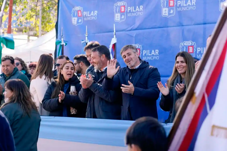 El Municipio acompañó a los vecinos de Fátima en la celebración de las fiestas patronales