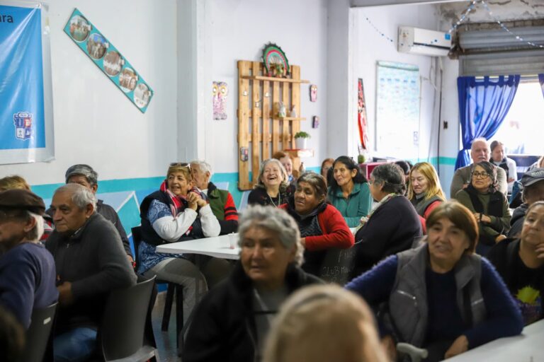El municipio continúa acompañando a los adultos mayores
