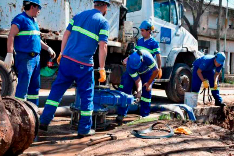 Por obras de AySA podría faltar agua en sectores de Pilar