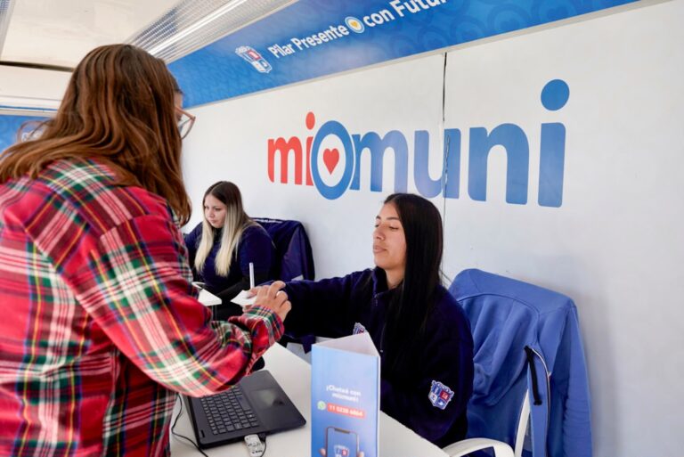 Punto Muni Móvil: trámites más cerca de los vecinos de las localidades